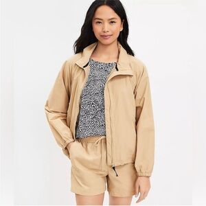 Lou & Grey Stand Up Collar Windbreaker in Tan